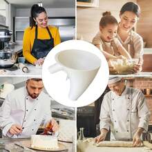 Embudo de harina para batidora de pie, con pico y diseño antiderrames, accesorio de plástico duradero con mango ergonómico y base estable, garantiza un horneado preciso - Accesorio vertical de batidora fácil de limpiar para harina, polvo, huevos, ingredientes secos - Diseño elegante en blanco y verde menta, mecanismo de vertido suave, adecuado para hornear - Multicolor - Ver 5