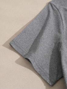 CAMISETA DE CUELLO REDONDO MANGA CORTA IDEAL PARA TI CON ESTAMPADO DE  CORAZONES - Gris - Ver 2