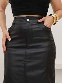 Resin Midi Skirt - With Slit - Negro - Ver 2