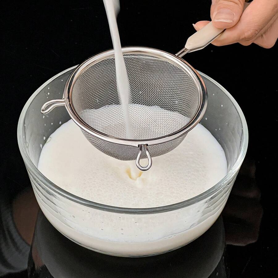 WORTHBUY 304不锈钢面粉筛，带塑料手柄，多功能细网筛勺，豆浆、果汁、残渣过滤勺，滤网，可重复使用的撇渣勺，烘焙工具，适用于厨房餐厅烹饪用具