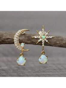 Vintage Gold Moon Earrings Asymmetric White Fire Opal Pendant Earrings Women - 金色 - 查看 1