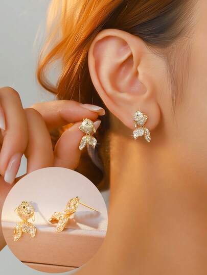 1 Paar modische hochwertige funkelnde Strass-Goldfisch-Ohrstecker, vielseitig für den täglichen Gebrauch & Partys geeignet