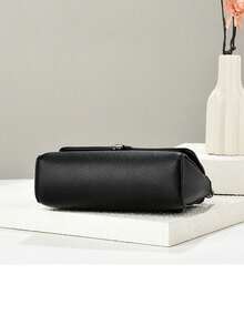 New Fashion Small Square Shoulder Bag, Large Capacity Handbag For Women, Classic Elegant Stylish Durable Portable Versatile Casual Multi-Layer Big Capacity Shoulder/Crossbody Bag, Suitable For Outings, Travel, Shopping, Great Gift For Valentine's Day