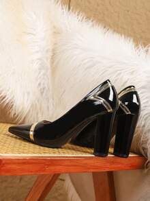 Talons hauts sexy et confortables à bout pointu, talon épais, en patchwork noir. Convient pour les occasions formelles, les fêtes, le travail, les mariages