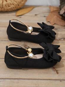 1 par de bailarinas de ballet de terciopelo suave negro con PU para niñas pequeñas, decoradas con lazo y perla, punta redonda, de fácil puesta, zapatos casuales de princesa adecuados para niñas de 3 a 12 años, para uso diario, escuela y fiesta, en otoño