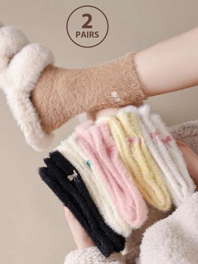 2 pares de calcetines térmicos acogedores de tubo medio de colores aleatorios, calcetines de media caña gruesos y con lazo de moda para otoño e invierno, adecuados para uso diario