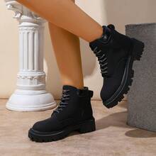 Women's Thick Sole Lace-Up Combat Boots - Round Toe Platform Shoes - Retro Streetwear Style - Suitable For Casual Outings, Commuting And Multiple Occasions - Essential For Autumn/Winter