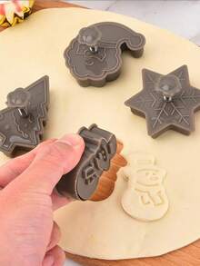 4 件圣诞饼干模具套装 - 雪人、雪花、树和圣诞老人烘焙模具，用于节日美食、圣诞主题饼干烘焙工具、圣诞节三维饼干模具套装 - 彩色 - 查看 5