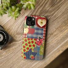 Cottagecore Patchwork Phone Case – Cute Ladybug Phone Cover For IPhone 16 15 14 13 12 11 Pro Max XR XS &  S25 S24 S23 S22 S21 Plus Ultra – Whimsical Bugs & Fruits Collage - 1 - 查看 4