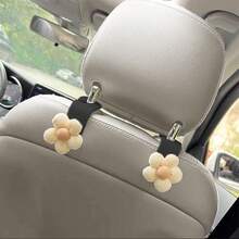 2 Stück gewebte Blumen Autositz Rückenlehnen Haken, multifunktionale Cartoon Autositz Kopfstützen Haken, auch vielseitig einsetzbare Vordersitz Aufhänger. Praktisch für den Gebrauch im Auto, hergestellt aus strapazierfähigem ABS-Harz Material, nicht nur mit guter Aufbewahrungshaken-Funktion, sondern auch mit einem Hauch von Wärme und Spaß im Autoinneren durch das gewebte Blumen- und Cartoon-Design.