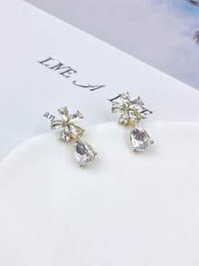 1 Pair Fashion Crystal Flower Stud Earrings With Rhinestones, Delicate & Luxurious Earrings
