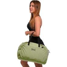 Portable and Durable Travel Case for Laptops Tablets and Accessories Ideal for Business Trips Remote Work and Daily Commute Waterproof Exterior with Adjustable Internal Compartments and Smooth Rolling Wheels for Easy Mobility - Verde - Ver 8