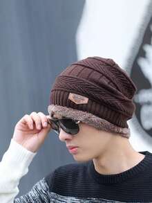 1pc Men's Knit Hat With Leather Label And Fluffy Trim, Fashion Versatile, Comfortable Fabric, Flattering, Suitable For Travel, Hiking, Shopping, Cycling, Gatherings And Various Occasions