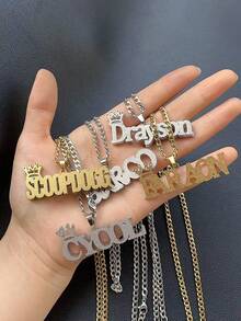 Naszyjnik z podwójnym łańcuszkiem krawężnikowym z imieniem i nazwiskiem - stal nierdzewna 304, złoty kolor, hiphopowy, 3D, błyszczący wisiorek dla mężczyzn, spersonalizowany prezent dla niego, taty, pary (Dzień Ojca, ukończenie szkoły, Dzień Matki), dodatek na imprezę, styl hip-hopowy, wykwintne rzemiosło, biżuteria dla par, modny dodatek, trwała biżuteria, stylowa biżuteria, prezent na ukończenie szkoły, czarny, srebrny, złoty, stylowy, kolorowy, vintage, unisex, swobodny, słodkie, niestandardowy, spersonalizowany, wyjątkowy, na rocznice, na urodziny, na ukończenie szkoły, na imprezę, szykowna jesień, szykowna zima