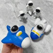 سيارة لعبة ضغط بموضوع الفضاء للأولاد، تتضمن صاروخ، مركبة فضائية + 3 رواد فضاء. مناسبة كهدية عيد ميلاد للأطفال