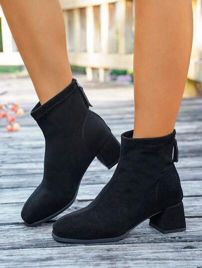 نساء 2025 كلاسيكي جديد خريف/شتاء برقبة كاحل وكعب سميك مربع الشكل، بوت قصيرة عصرية متعددة الاستخدامات، بوت مرنة، بوت متوسطة الطول