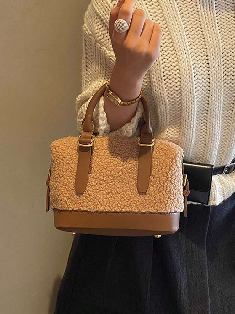 BAILEE En snygg, lätt och multifunktionell handväska i koreansk stil med stor kapacitet och förvaringsutrymme för kvinnor. Tillverkad av PU-läder och plyschmaterial med dragkedja. Det är en ryggsäck i collegestil som passar för dagliga resor, träning, skolstart och campusliv. - Multifärgad - Visa 5