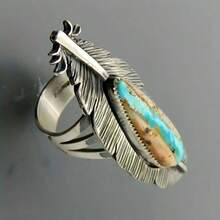 1 Stück eleganter versilberter personalisierter Ring für Frauen, wunderschön mit synthetischem Türkis eingelegt - Luxusschmuck für Hochzeitsfeiern von Frauen, wunderschöner und eleganter Verlobungs-/Ehering mit Luxusschmuck auf beiden Seiten