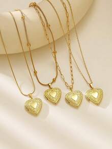 New Nordic Style Retro Lace Hollow Heart Ribbon Photo Locket Pendant Photo Necklace Copper Album Box Necklace Women Jewelry