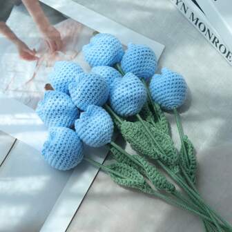 1/3/6/10 st handgjorda virkade tulpandekorationer. Konstgjorda blommor, naturtrogna blommor, handgjorda blommor, garnblommor. Som presenter till henne, mors dag, lärarens dag, heminredning för restaurang, vardagsrum, sovrum, bröllop, fest, utomhusdekoration. Lämplig för nyår, alla hjärtans dag, påsk, mors dag, skolstart, bröllop, födelsedag och andra högtider