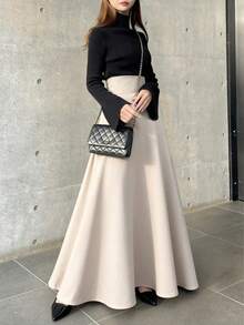 2025春夏新款女装时尚套装，优雅长裙连衣裙 - 米色 - 查看 2