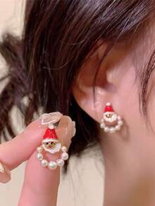 1 par de lindos pendientes de perlas falsas minimalistas de Papá Noel para invierno, pendientes adorables de dibujos animados para mujeres, adecuados para uso diario y días festivos