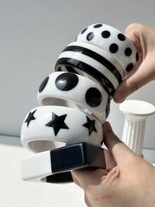 Y2K 极简主义千禧风格珠宝，黑白波尔卡圆点和五角星撞色手链，时尚休闲女士珠宝 - 彩色 - 查看 3