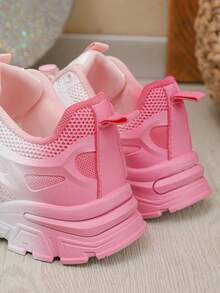 زوج من الأحذية المسطحة ذات اللون التدرجي للجنسين، أحذية رياضية ناعمة القاع غير قابلة للتنفس للأطفال عصرية وجذابة، أحذية جري متعددة الوظائف وأنيقة، مناسبة للطلاب للارتداء اليومي في جميع الفصول (الأرضية) - وردي - مشاهدة 10