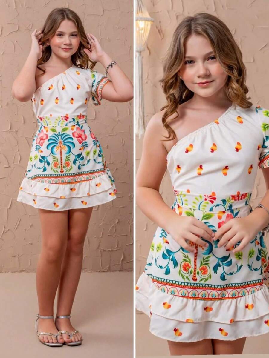 Girls' Floral Print One-Shoulder Romper With Ruffle - Modern, Stylish, Elegant And Comfortable Teen Clothing - Lilithor Kids Teen Fashion In Exclusive Tropical Hibiscus And Enchanted Garden Prints - Sizes 10, 12, 14 And 16 Years Old - Timeless Teen Girls' Short Romper For Spring And Summer - Sophisticated Youthful Look That Combines Beauty, Style, Charm And Freedom Of Movement - Ideal As Teen Clothing For Parties, Outings, Trips, Get-Togethers, Meetings With Friends, Family Events, Birthdays, Children's Day, Christmas, New Year's Eve And Special Moments - Lilithor Kids Floral Print Romper With Exclusive Design, Superior Comfort And Quality Finish - Modern, Chic And Charming Gift For Teens Who Love Casual Youth Fashion And Stylish Everyday Clothes - Hoa dâm bụt nhiệt đới - Xem 1