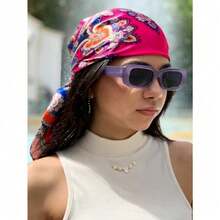 1PC Women's Red And White Paisley Printed Bandana Square Towel, 90CM Large Women's Satin Square Silk Feeling Hair Scarf Wrap Headscarf - 玫紅色 - 查看 3