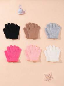 6 Pairs Cute And Warm Gloves, Suitable For Girls, Boys And Babies. Fashionable Five- Gloves That Can Be Hand-Washed. Suitable For Daily Wear. It's Very Warm Outside. A Mysterious Gift Prepared For A Family Gathering