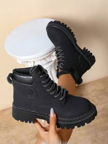 Women's Thick Sole Lace-Up Combat Boots - Round Toe Platform Shoes - Retro Streetwear Style - Suitable For Casual Outings, Commuting And Multiple Occasions - Essential For Autumn/Winter