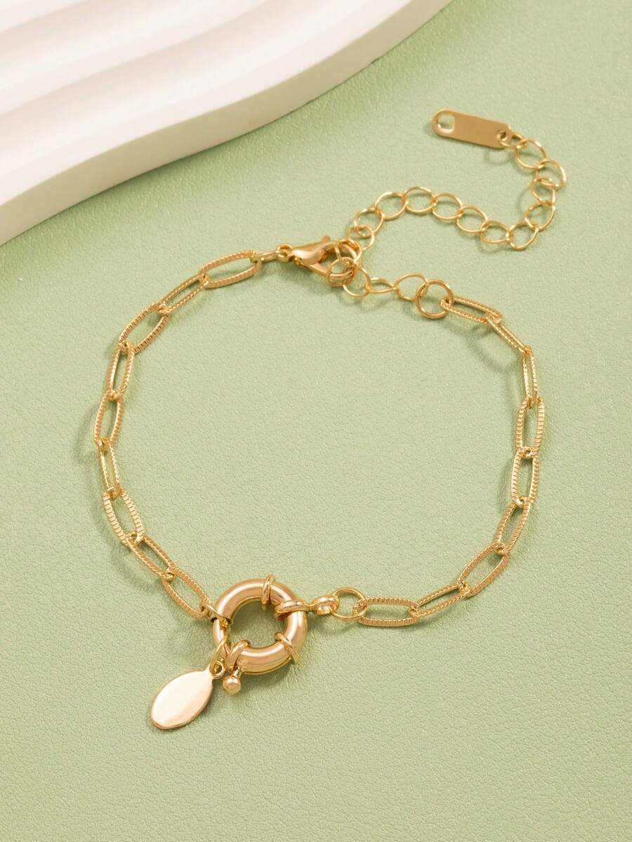 1pc Embossed Chain Bracelet, Fashion Embossed Texture Chain Bracelet With Geometric Oval Pendant And Round Ring Paperclip Design, Gift For Friends - Style 1 - View 1