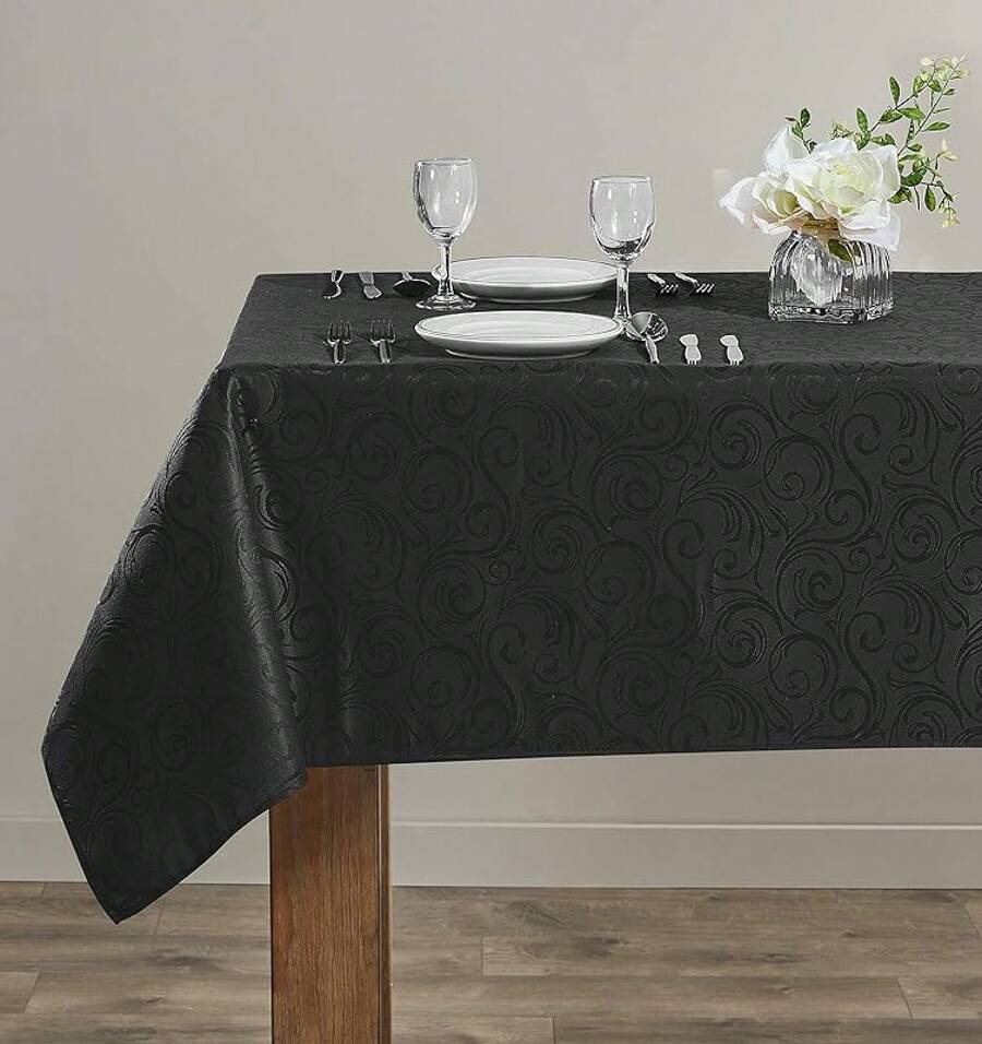 Home Beyond & HB Design - 70 Inch Round Jacquard Tablecloth, Waterproof Spillproof Wrinkle Resistant Polyester Table Cover Protector, White