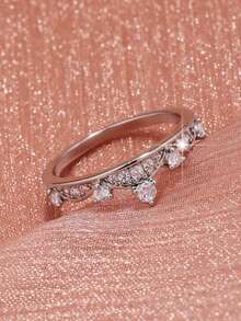 1 件皇冠设计，全镶嵌闪亮白色合成方晶锆石戒指，是送给女性、奢华珠宝、婚礼订婚、情人节、生日惊喜礼物的完美礼物 - 玫瑰金 - 查看 5