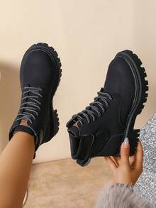 Women's Thick Sole Lace-Up Combat Boots - Round Toe Platform Shoes - Retro Streetwear Style - Suitable For Casual Outings, Commuting And Multiple Occasions - Essential For Autumn/Winter