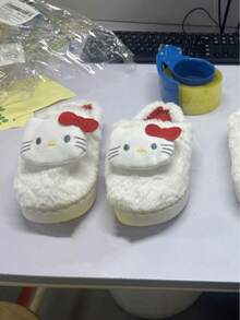 New Cute Bowknot KT Cat Plush House Slippers, Thick Non-Slip Cartoon Slippers For Students Dormitory, Autumn/Winter Insulation,Galentines,Puppy,Carnival,Party Decorations,Shoe,Spring Summer Picks,Brides Maid Gifts,Room,Bedroom Decor,Beach,Travel,For Men,For Women,Vacation,Cute Stuff - Multicolor - View 6