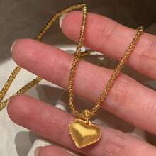 1pc Heart-Shaped Pendant Necklace, Vintage, Sweet, Niche, Unique, Sweater Chain, Collarbone Chain Style