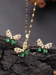 1 Set Schmetterling Halskette Anhänger, Damen Halskette Ohrringe Set, Damen Fingerring Set, grüne Ohrringe, Choker, vollständiges Diamant Design, eingelegt mit super glänzendem kubischen Zirkonia, Edelstahl Halskette, Alltagsmode, Geschenk für Freundin, Halloween Schmuck, Weihnachtsgeschenk Auswahl