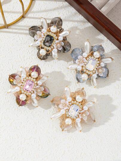 1 pezzo Elegante spilla da donna con fiore in cristallo, stile accademico realizzata a mano, gioiello di lusso, adatta per uso quotidiano, regalo per appuntamenti