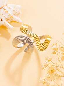 1pc Elegant Hollow Geometric Streamlined Open Stainless Steel Ring, Versatile Multi-Element Band, 18K Gold Vacuum Plating, Waterproof Accessory For Women, Party Wear
