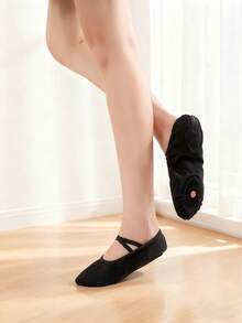 Premium Women's Flat Shoes, Slip-On Criss-Cross Strap Black Yoga/Dance Shoes, Indoor Sports Shoes, Girls' Home Slippers, Sports/Dance Canvas Shoes For Dance Practice, Performance, Professional Dance Hall, Lightweight, Comfortable, Soft, Durable - Black - View 2