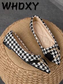 WHDXY 1 Pair Women's Pointed Toe Flats, Soft Leather Office Shoes, Versatile Loafers, Shallow Soft Bottom Fairy Style Flat Slip-On Commuting Shoes - 黑與白 - 查看 2