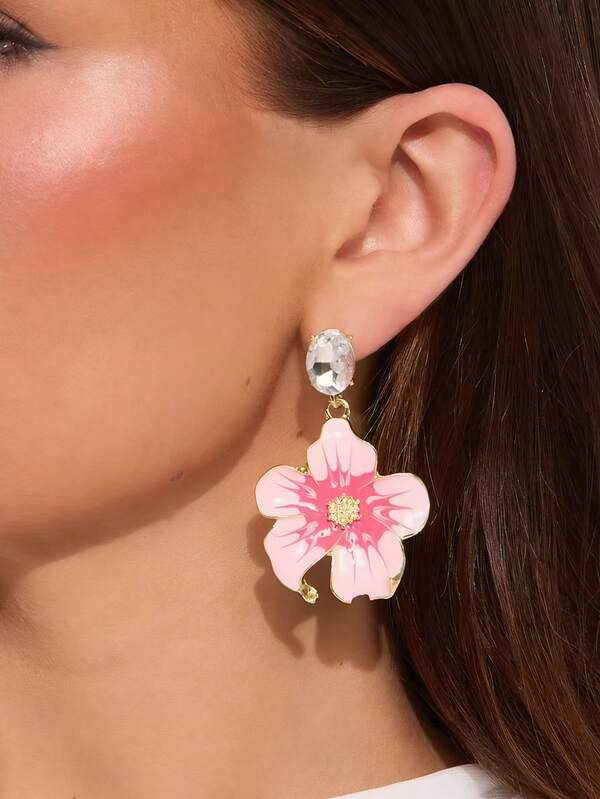 1 par de brincos vintage com flores rosas e margaridas, joias marcantes para mulheres, brincos elegantes com pétalas de esmalte, brincos delicados feitos à mão com flores, joias leves para mulheres
