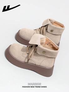 WARRIOR 女式 1 双厚底靴，2025 年秋季新品，-On Design，厚底，时尚短靴，户外穿着，时尚靴子，复古英伦风格，卡其色短靴