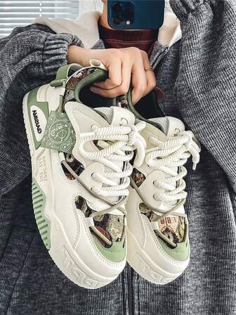 1 Pair Men's Casual Sneakers, Fashion Versatile Comfortable Lace-Up Thick Sole Niche Retro Sports Shoes