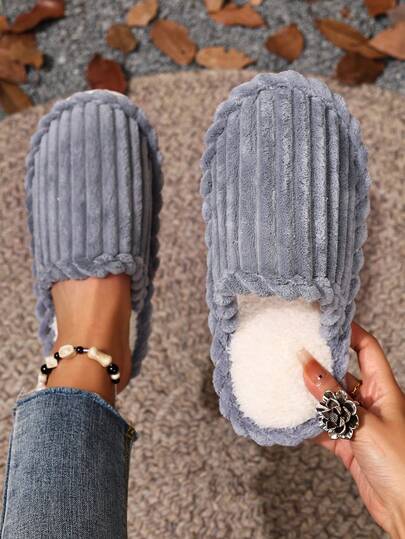 2025秋冬毛绒一脚蹬家居拖鞋，室内外穿着