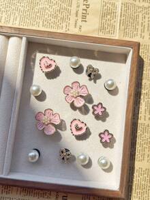 14pcs Assorted (Pink Pearl Flower, Flower, Bow, Heart, ABS Semi-Circle Pearl) Shoe Clips, DIY Decorations, Suitable For Women's Sandals, Slippers, Beach Bags. Multifunctional Shoe Clips, Ideal As Gifts For Christmas, Halloween And Birthday Parties.