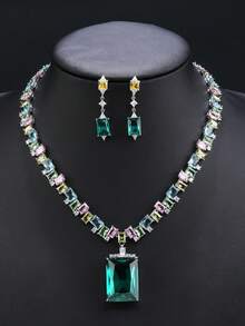 1 套 3 件奢华方晶锆石珠宝项链和耳环套装，适合新娘婚纱、典礼派对穿着