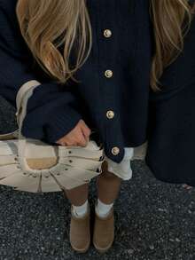 Senya 秋冬新款女士圆领灯笼袖前开襟黑色针织开衫，宽松休闲，慵懒随性，适合日常通勤、下午茶、返校季、毕业季、情人节、新年等场合。 - 藏蓝色 - 查看 2